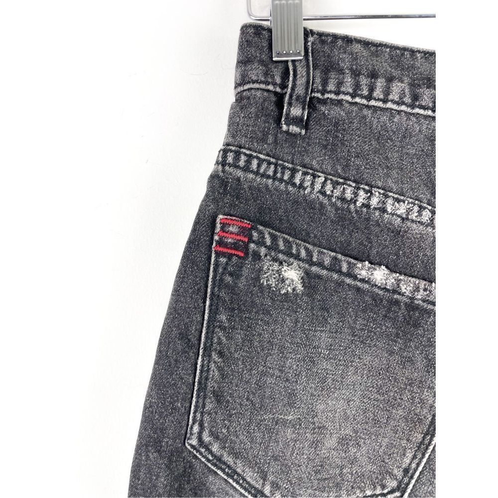 UO BDG Mom High Rise Shorts Black Distressed Cuffed Size 24 W - Picture 4 of 10